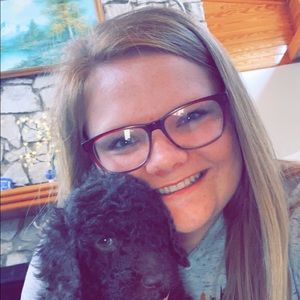 Meet your Posher, Mallory